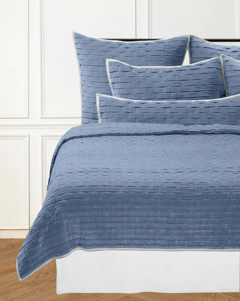 ARLO QUEEN QUILT OCEAN BLUE