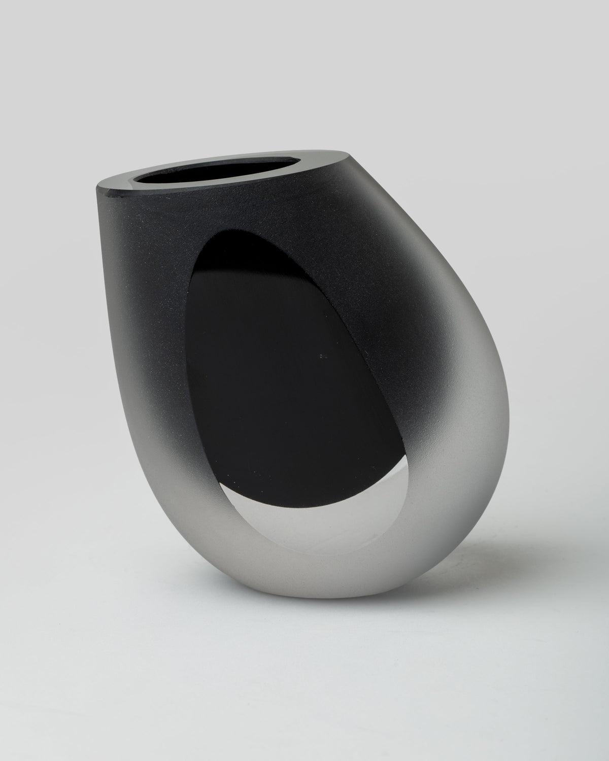 Agatha Vase - Medium
