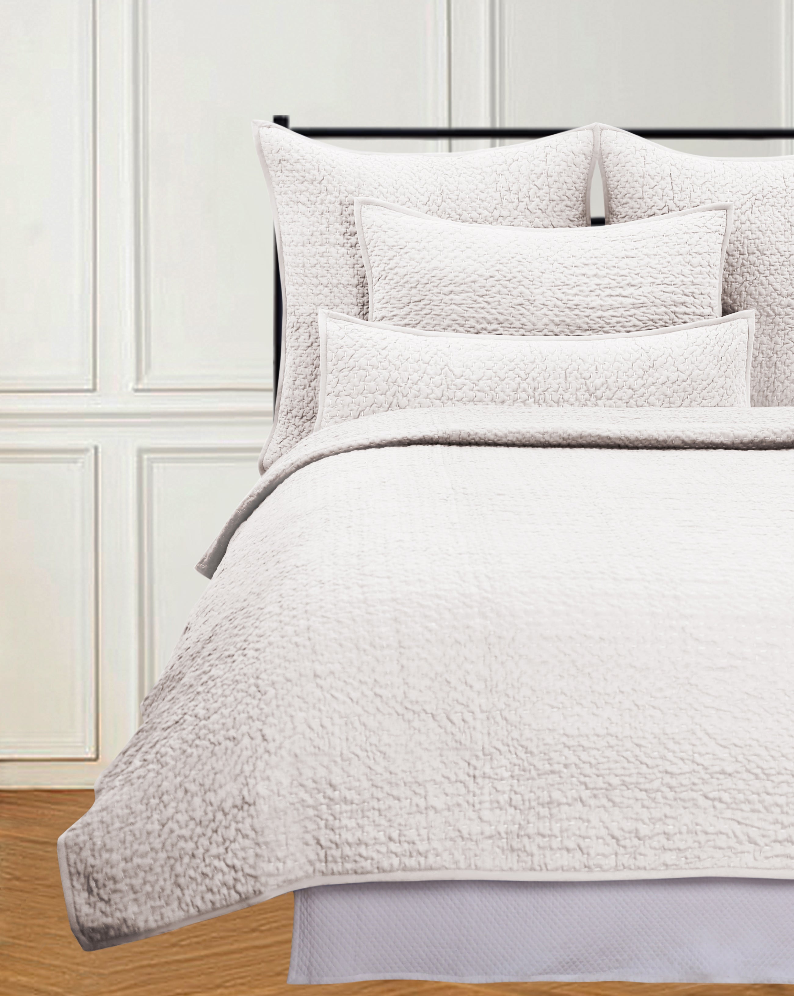 BRIELLE TWIN QUILT SOFT SILVER