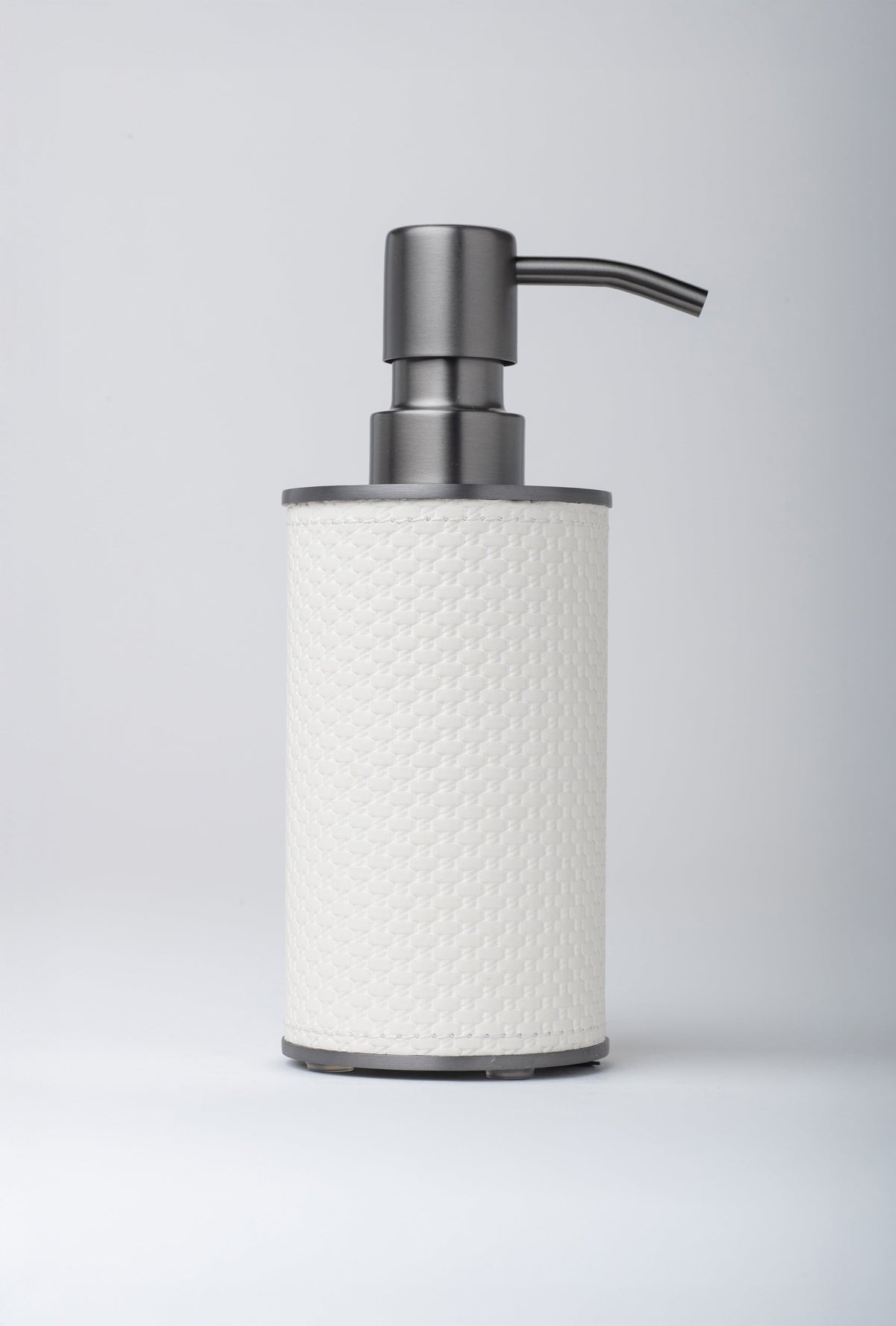 Linen Loom Bathroom Accessory Set - Brushed Brass