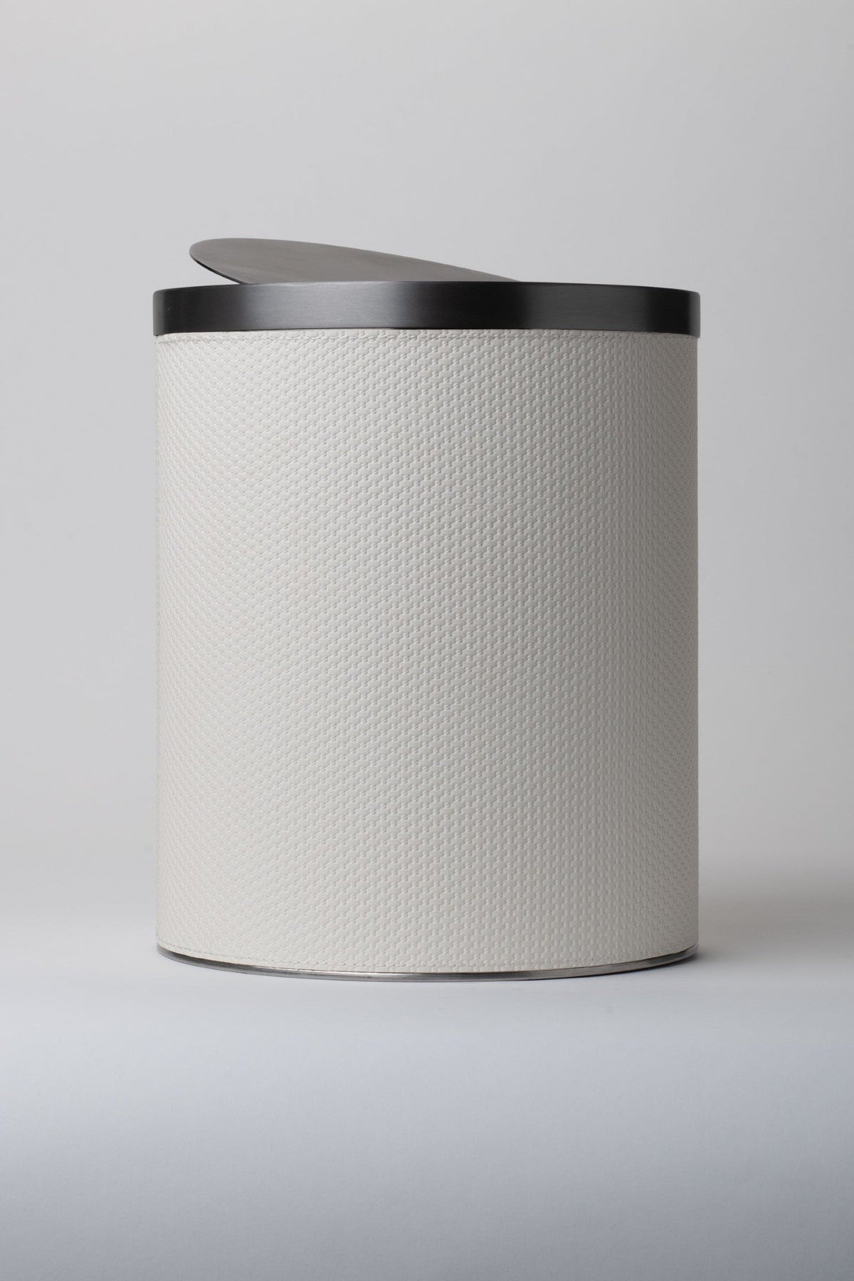 Linen Loom Bin - Brushed Black