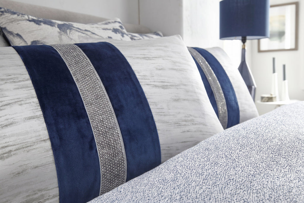 Montauk Sham-Queen