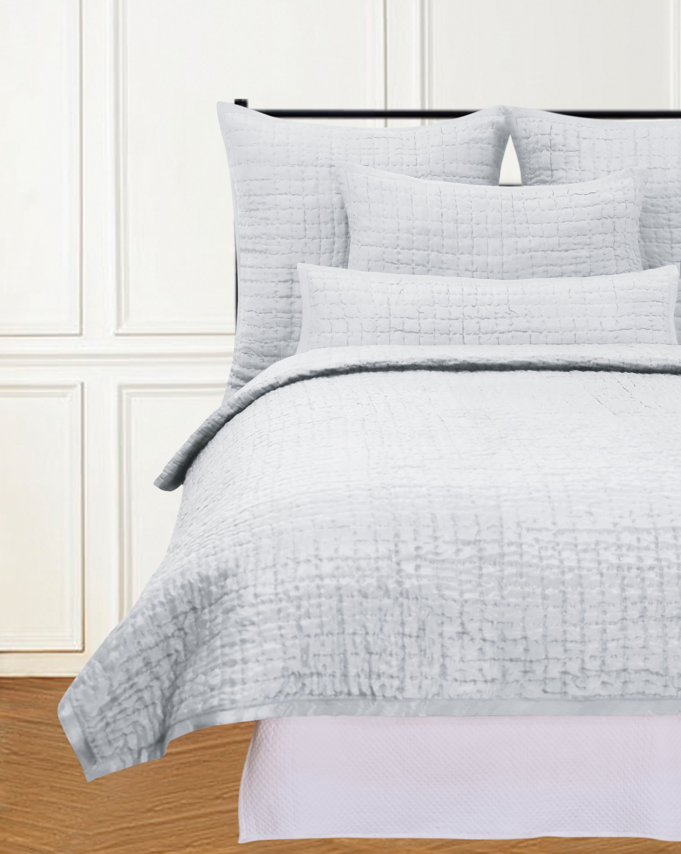 SYDNEY KING QUILT SOFT BLUE