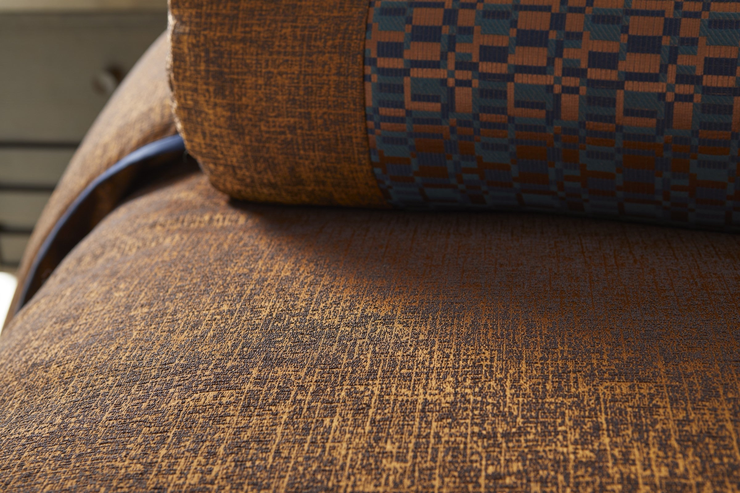 Chelsea Bolster Blue / White
