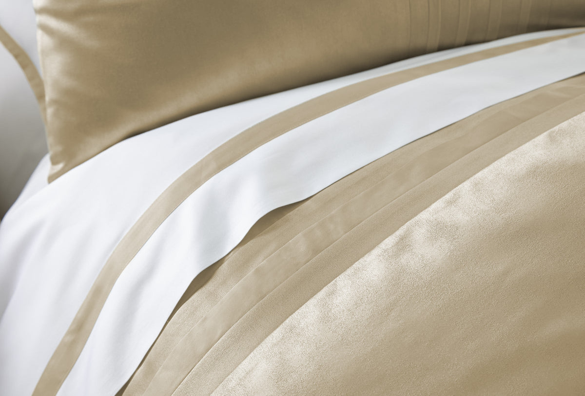 Microtencel Sheet Set w/ 4 Pillow Cases in White Q