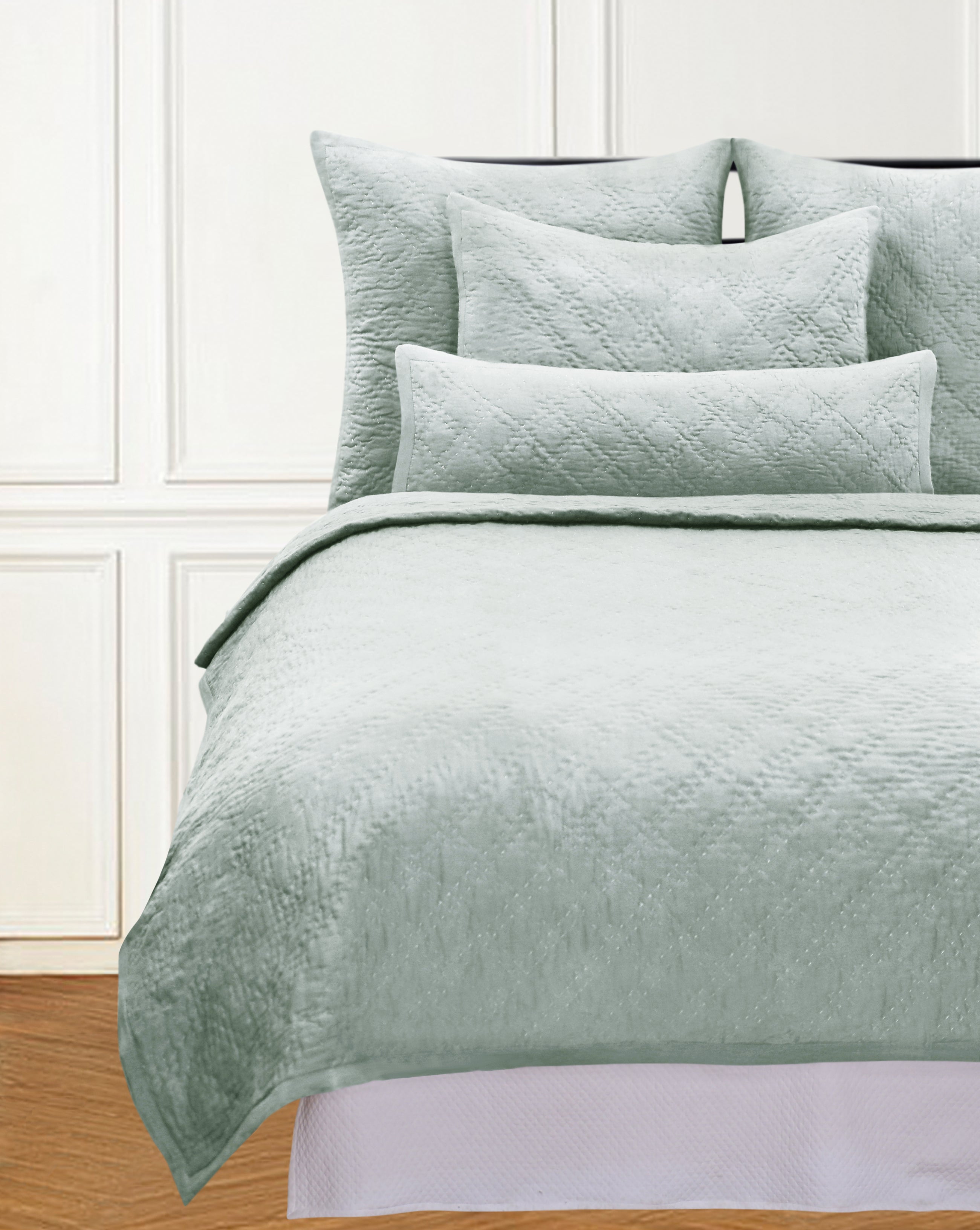 ZOE QUEEN QUILT SOFT PERSIAN GREEN