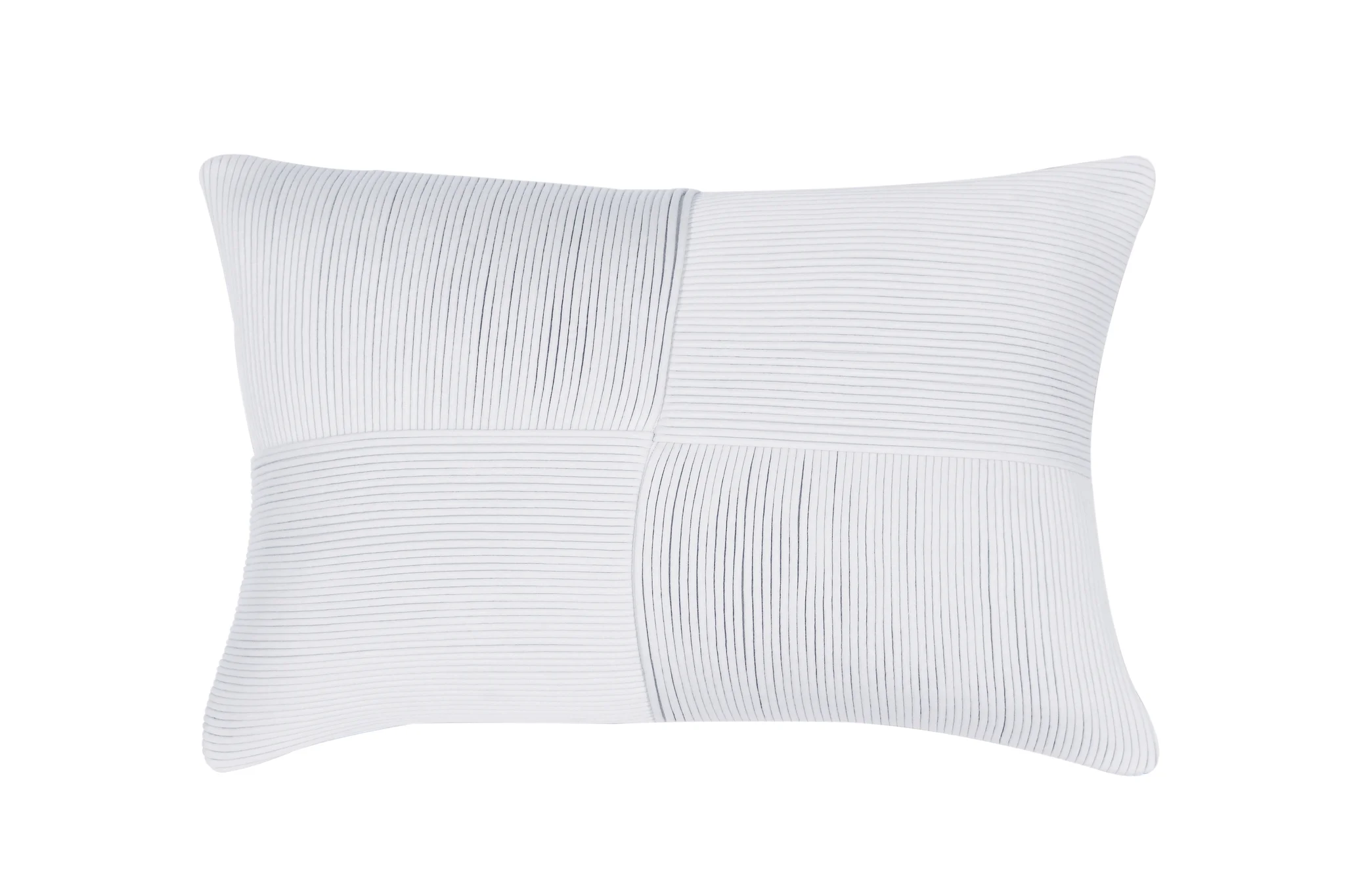 DAISY 16X22 PILLOW WHITE