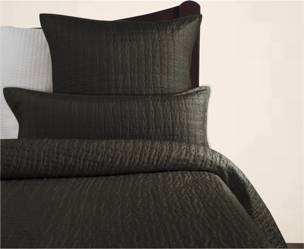 SYDNEY KING QUILT BLACK
